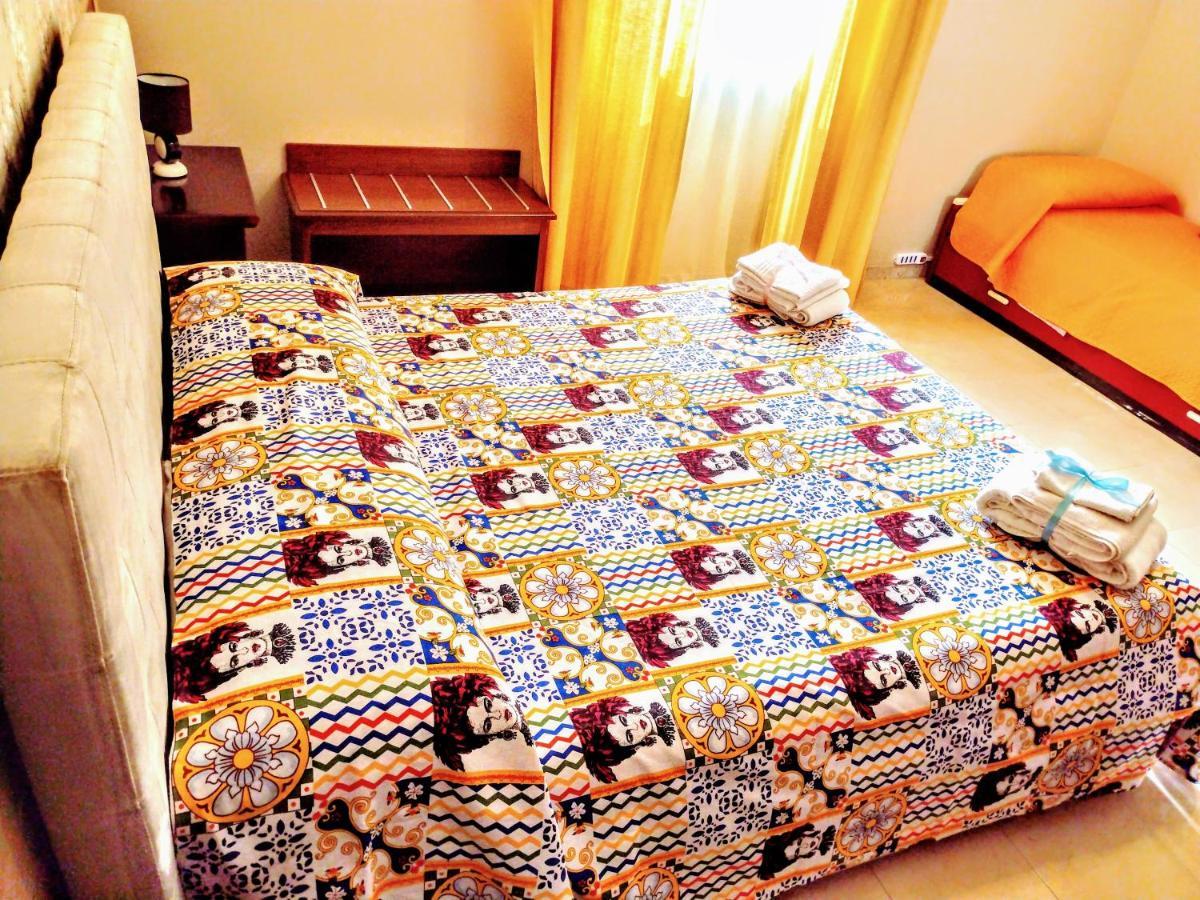 Bed & Breakfast Delle Palme Trapani Kültér fotó