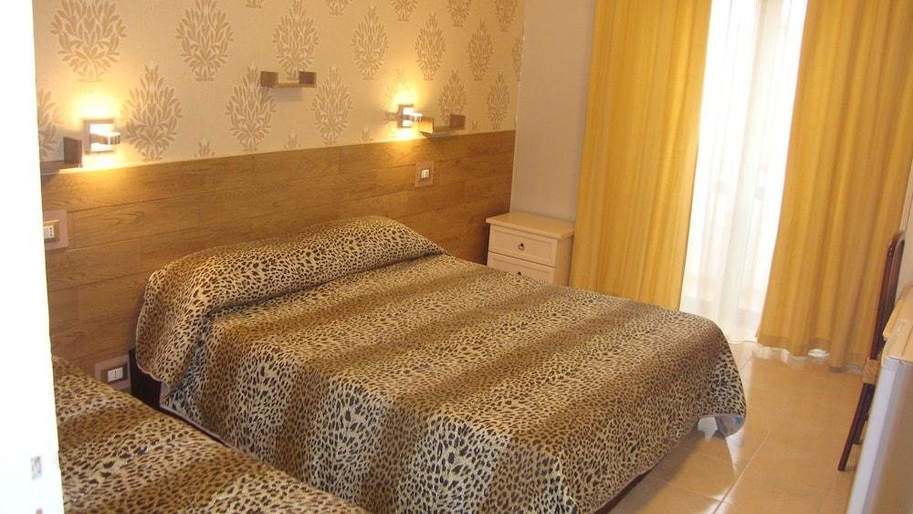 Bed & Breakfast Delle Palme Trapani Kültér fotó