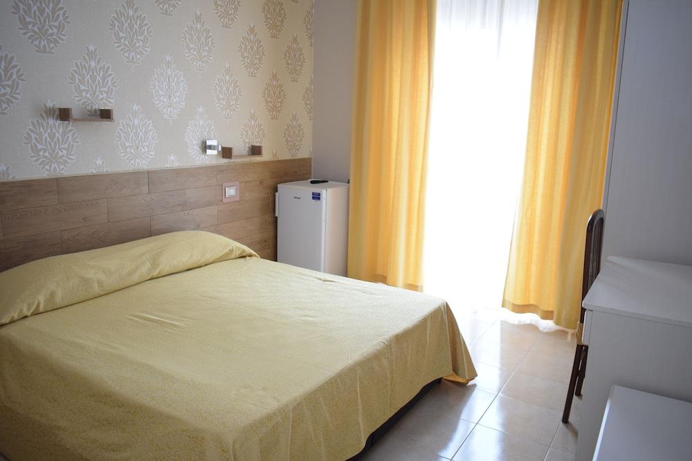 Bed & Breakfast Delle Palme Trapani Kültér fotó