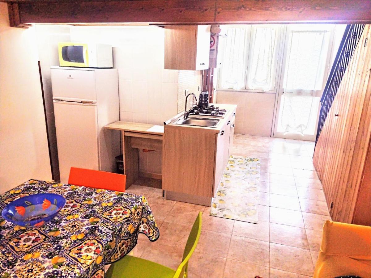 Bed & Breakfast Delle Palme Trapani Kültér fotó