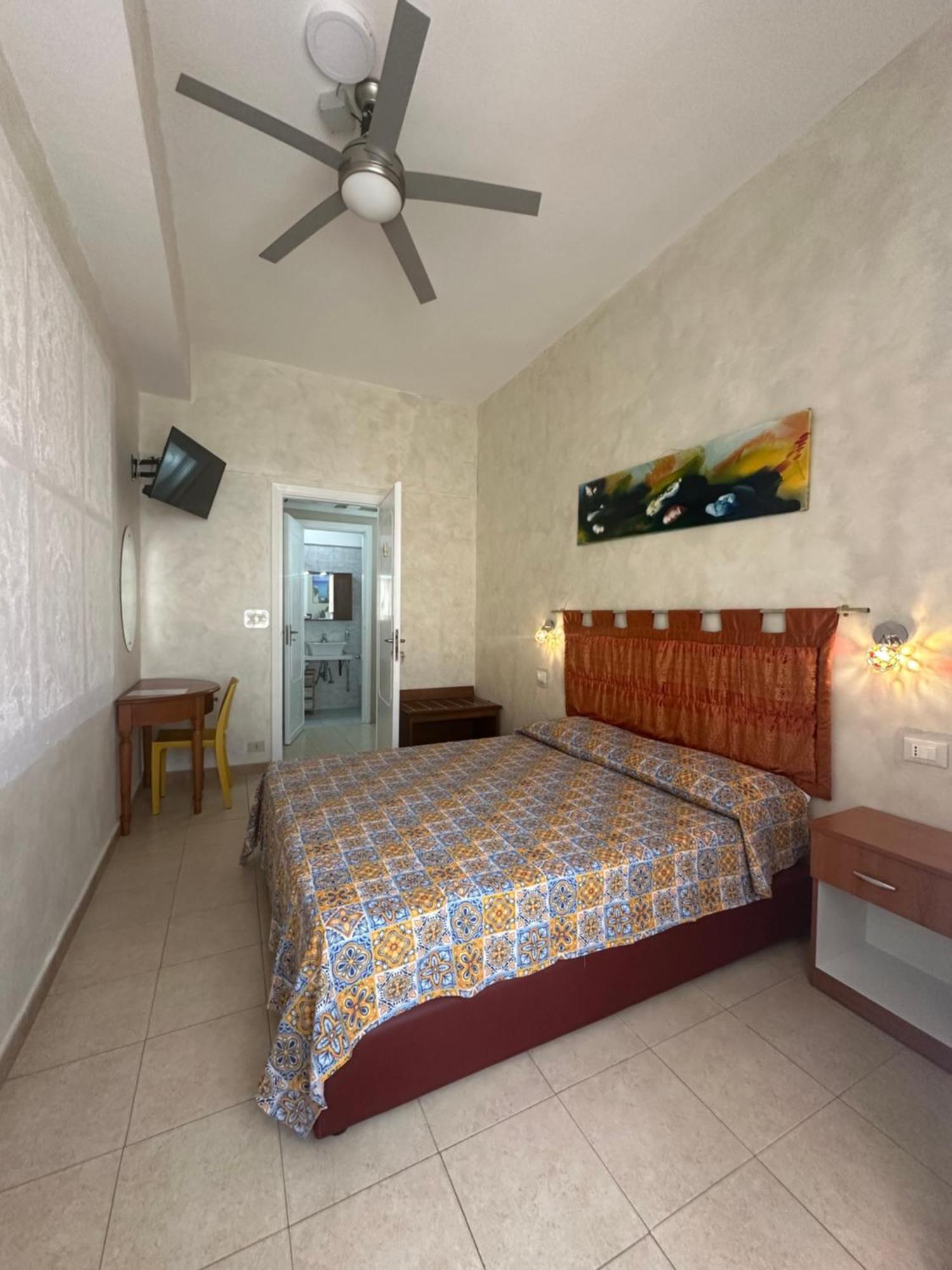 Bed & Breakfast Delle Palme Trapani Kültér fotó