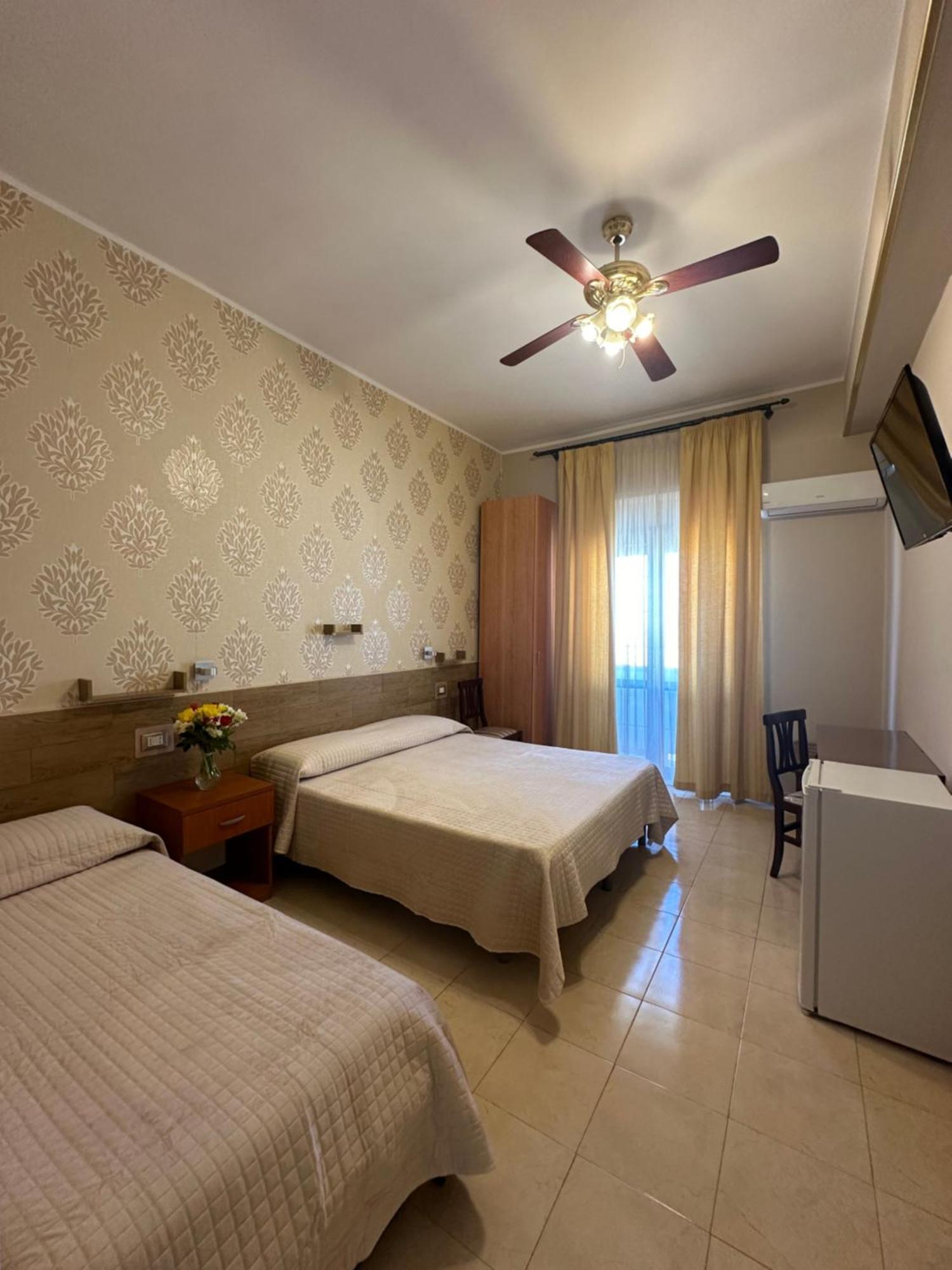 Bed & Breakfast Delle Palme Trapani Kültér fotó