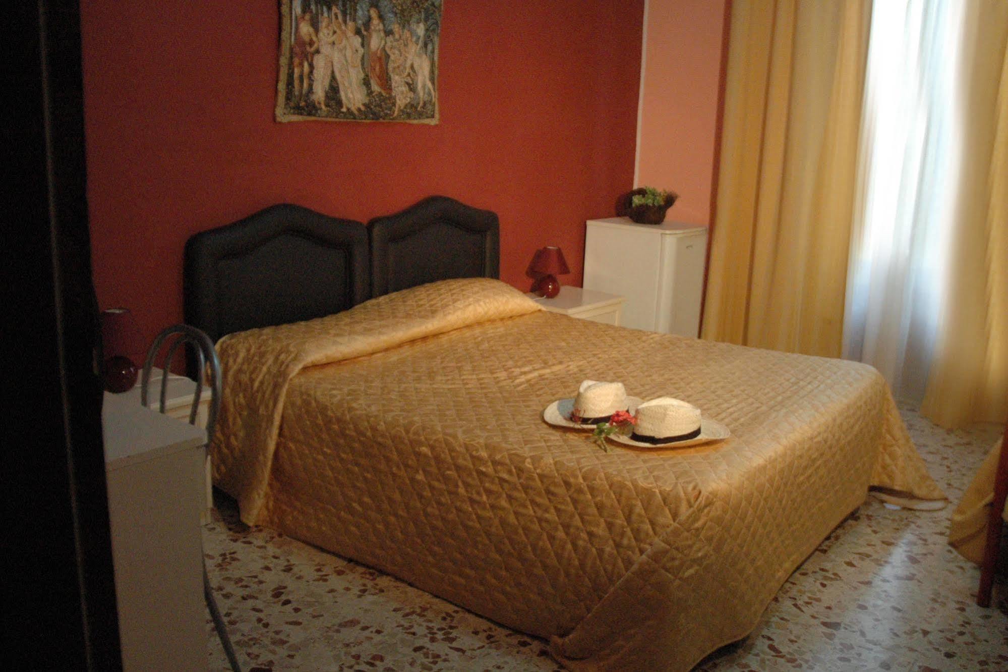 Bed & Breakfast Delle Palme Trapani Kültér fotó
